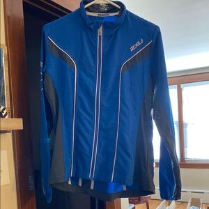 2XU Women’s Blue and Black Performance Jacket